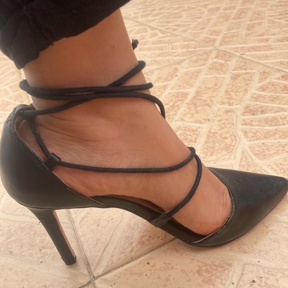 Forever New tie up heels - Picture 7 of 8